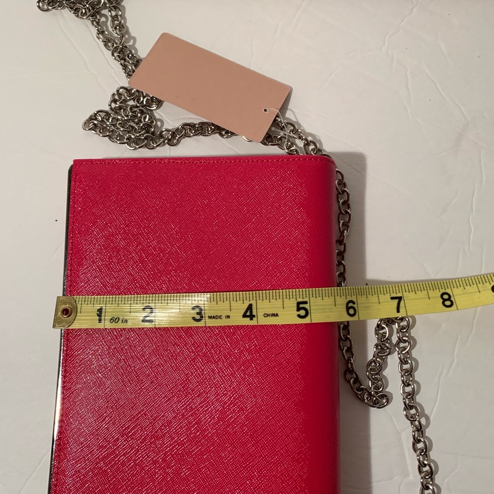 Fuschia slim bag, perfect for cards/cash, no bulk - Picture 6 of 8